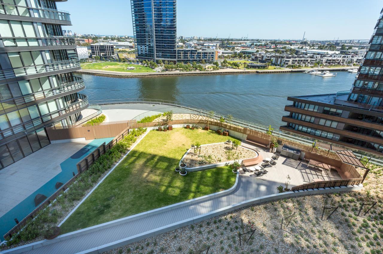 Wyndel Apartments - Riverside On Collins Melbourne Buitenkant foto